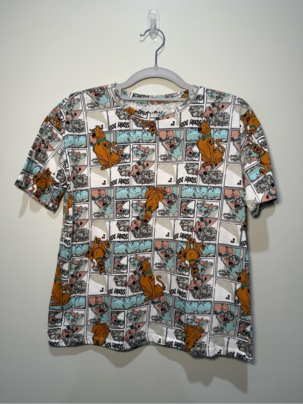 Disney Scooby Doo T-shirt, size small juniors - Picture 2 of 7